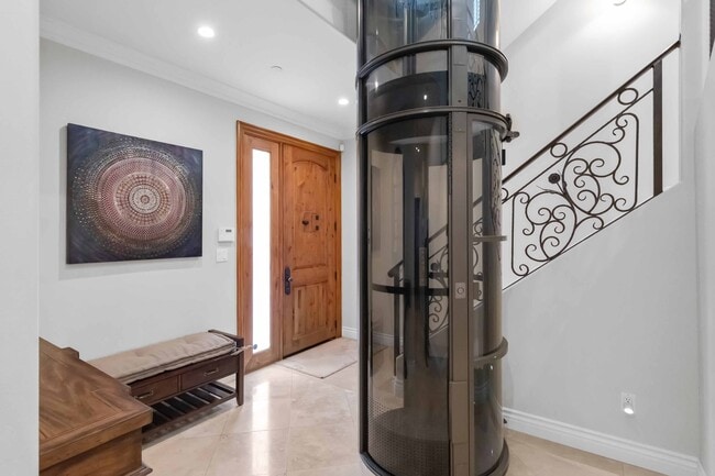 Photo - 908 S Catalina Ave