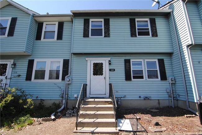 Photo - 104 Blake Rd Townhome