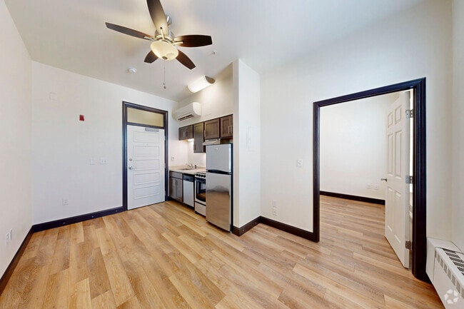 1BR, 1BA - 300SF - Living Room