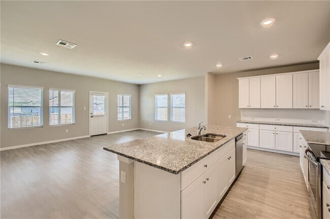 Photo - 2478 Moselle Ln