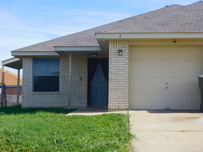 Building Photo - 2803 Alma Dr Rental