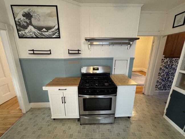 Photo - 377 Highland Ave Unit 377