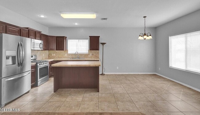 Photo - 6825 Steffers Ln