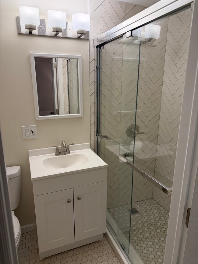 Photo - 2 Southview Ct Unidad One bed with en-suite bath