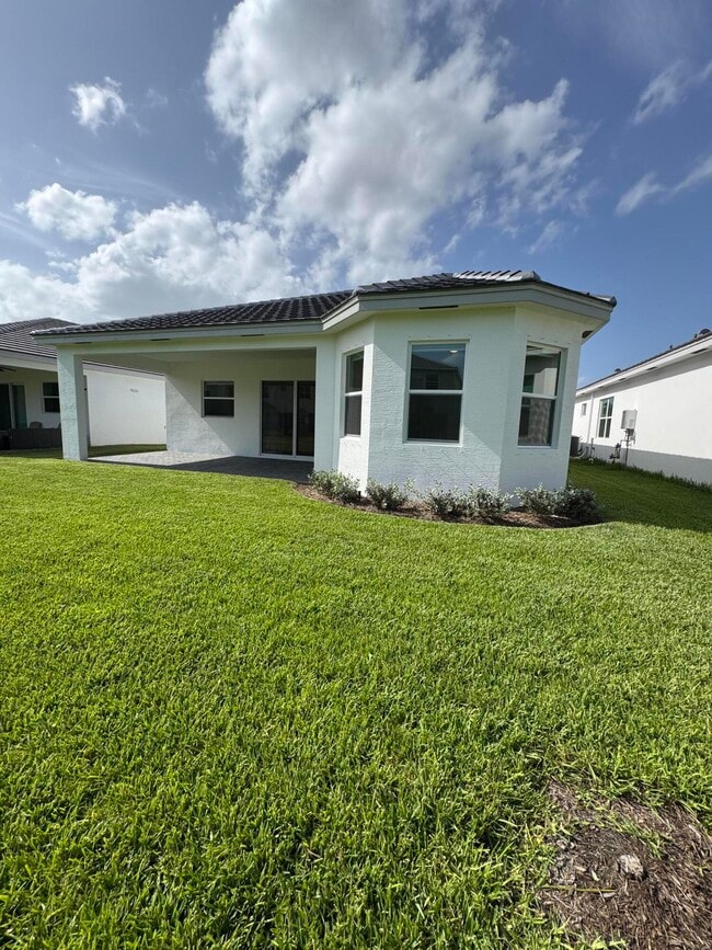 Photo - 14212 Spruce Pne Dr