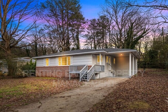 Building Photo - 221 Lawson Rd