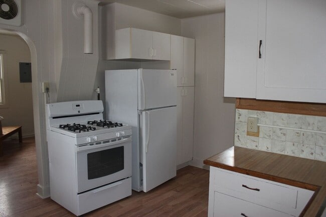 Photo - Carolynn's Tri Plex Unidad #1