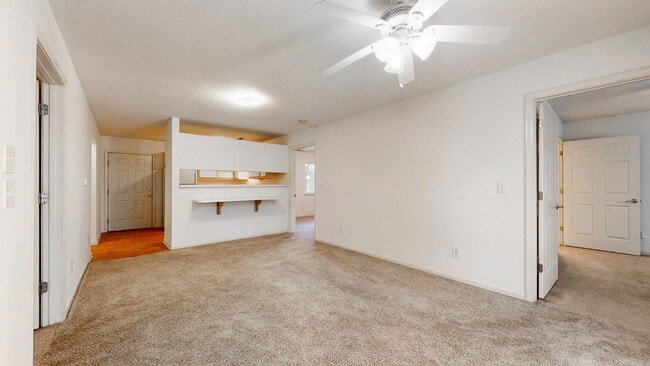 Photo - 334 Brownlea Dr Unit 6g