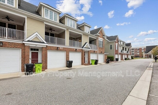 Photo - 103 Carrington Ln