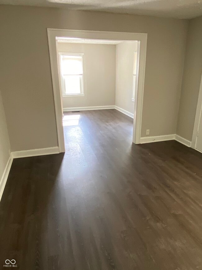 Photo - 2373 N Oxford St