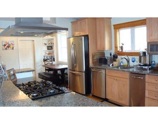 Photo - 234 Fulton St