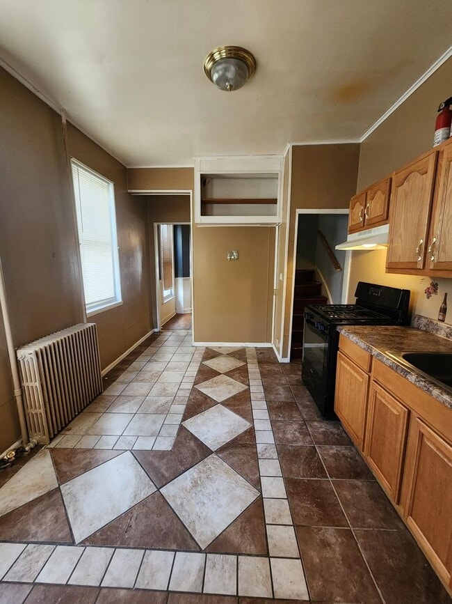 Photo - 5 Bedroom home available now!