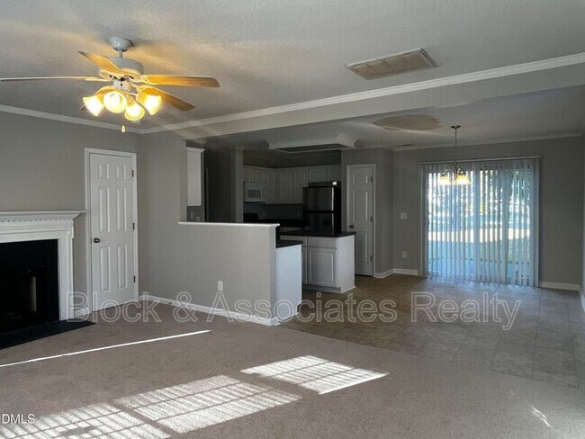 Photo - 5500 Marthonna Way