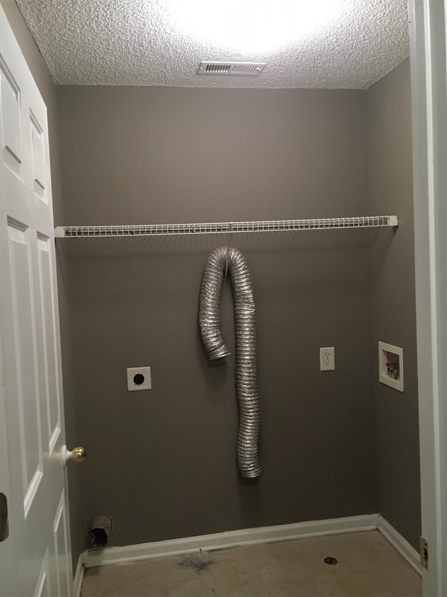 Photo - 1875 Carrington Dr