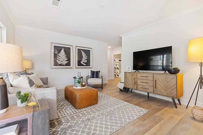 Photo - Sofi At Salem Station