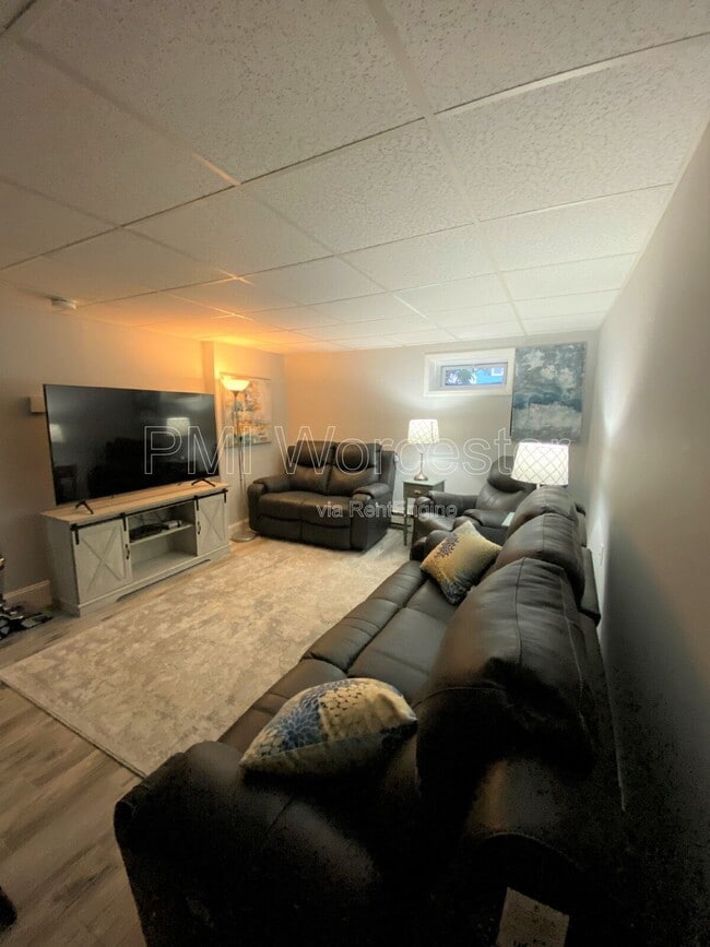 Photo - 26 Mountainshire Dr