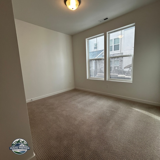 Photo - 1629 N Mumbarto Ln