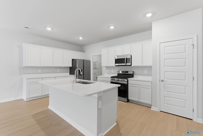 Photo - 7520 Doris Ruth Ln SE