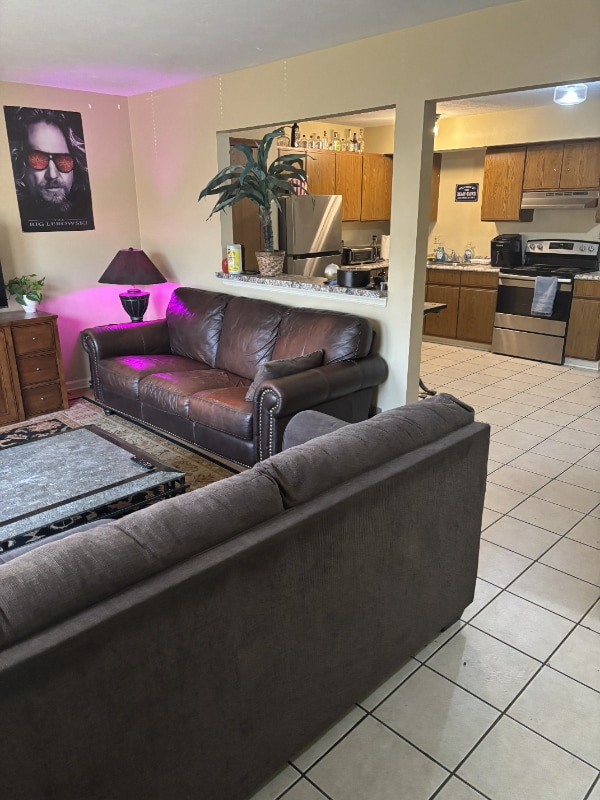 Photo - 1527 Whitehall Blvd