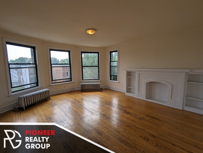 Photo - 2337 N Spaulding Ave Apartment Unit 3A