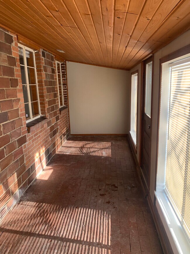 Photo - 112 S Virginia St Unit C
