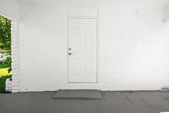 Photo - Spacious 1 Bed / 1 Bath Apartment Near Downtown Miami