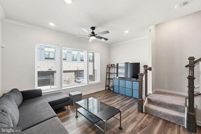 Photo - 16122 Columbus Ave