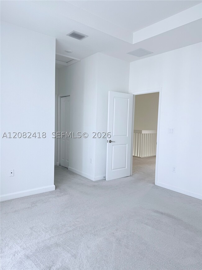 1427 SE 7th Ter