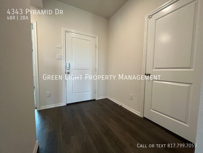 Photo - 4343 Pyramid Dr House