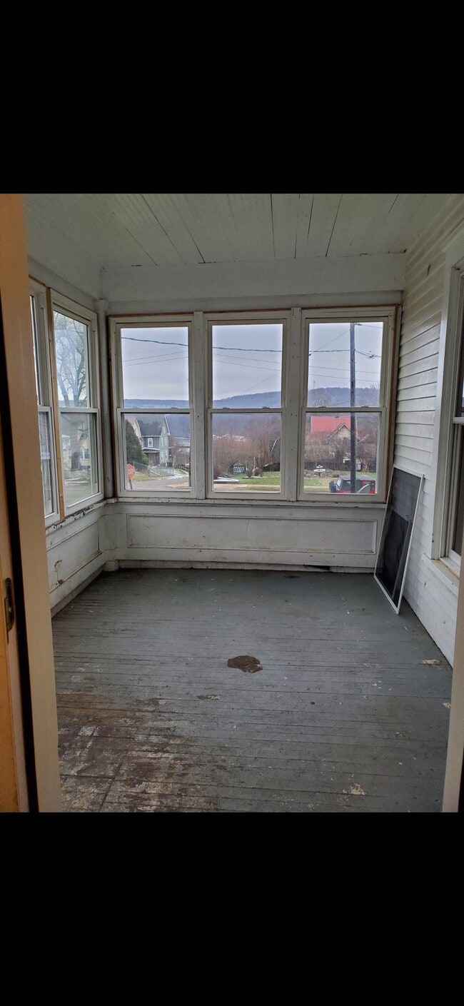 Photo - 212 Bishop Ave