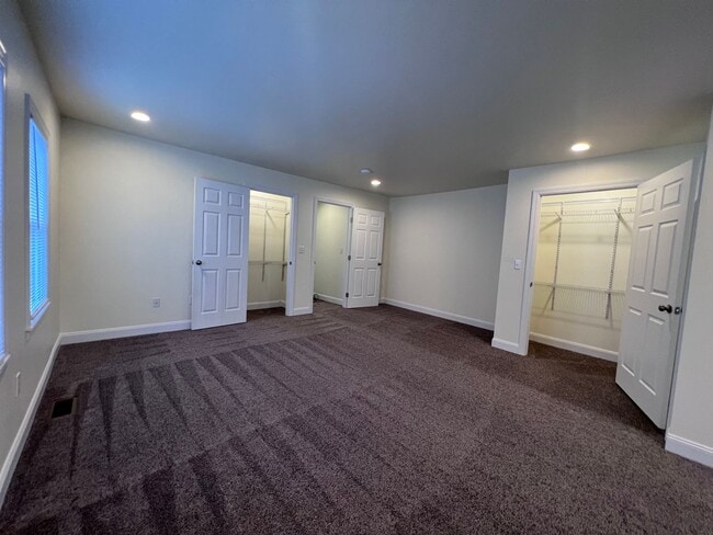 Photo - Updated 5BR 3bath house with off street parking!