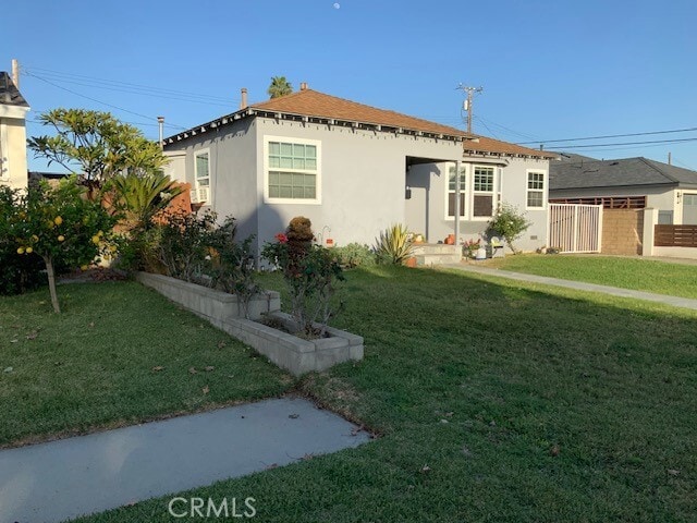 Photo - 10509 Waddell St