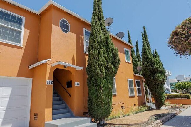 Photo - 714 S Eucalyptus Ave Unit 712