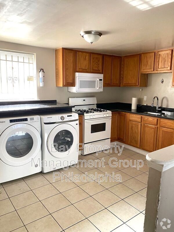 Building Photo - 12 E Jefferson St Unit 2 Rental