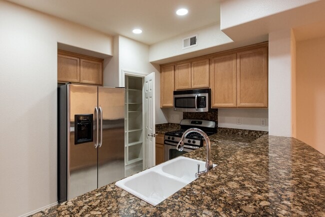 Photo - Glenoaks Villas