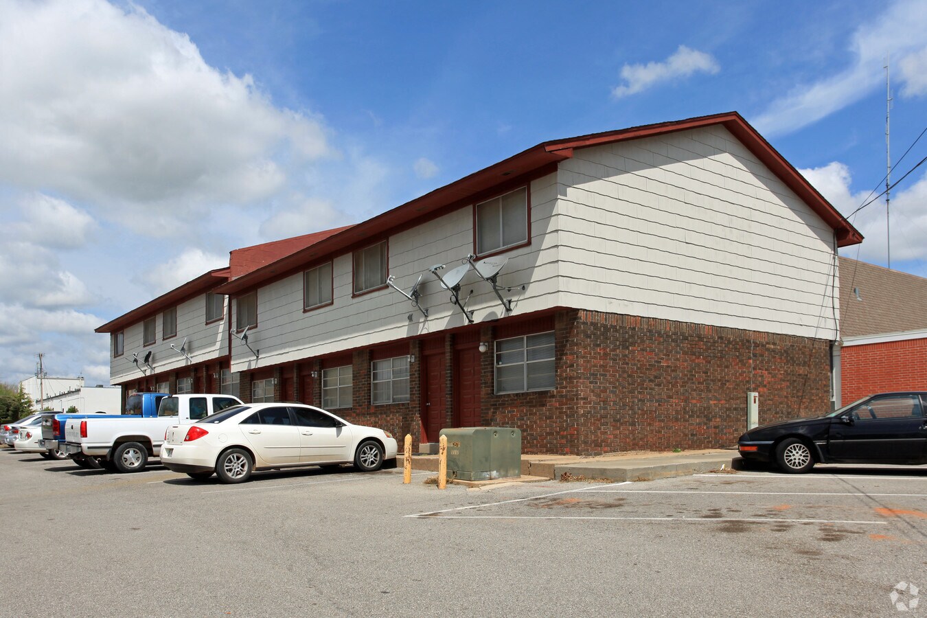 Campus South Apartments - Campus South Apartments