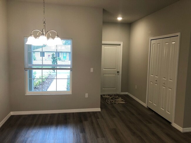 Photo - 35 Wood Arbor Ln