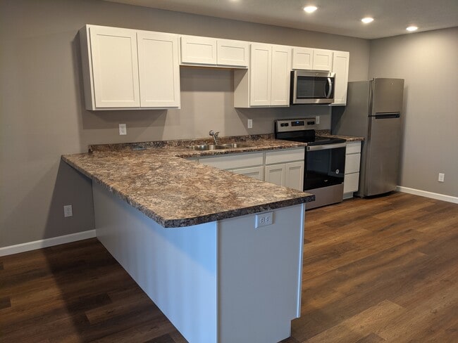 Photo - Lakeview Apartments