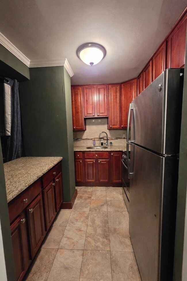 Photo - 135 Montgomery St