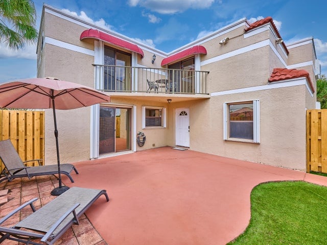 Photo - 4065 Village Dr