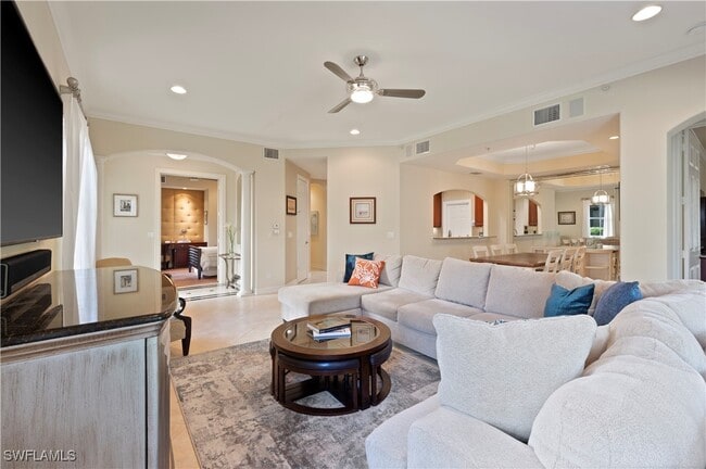 Photo - 2809 Tiburon Blvd E Unidad 2