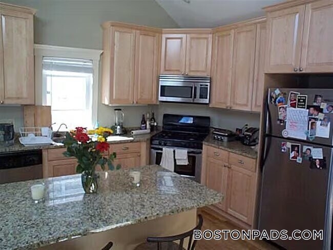 Photo - 117 Columbia St Unidad 2