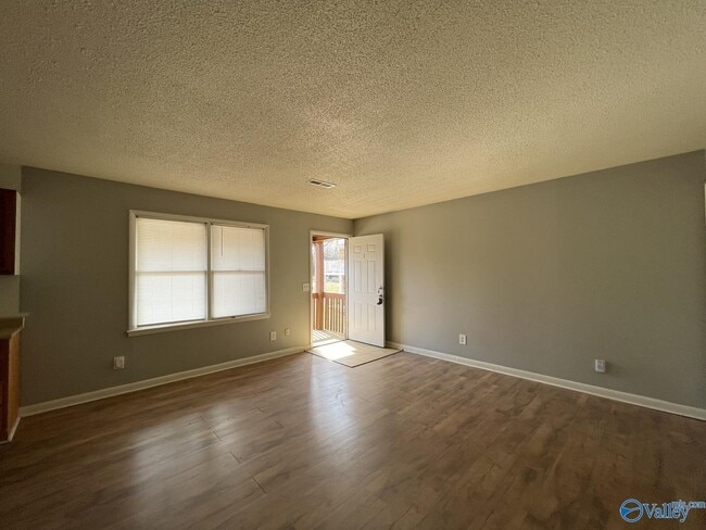 4514 Bonnell Dr Unidad C