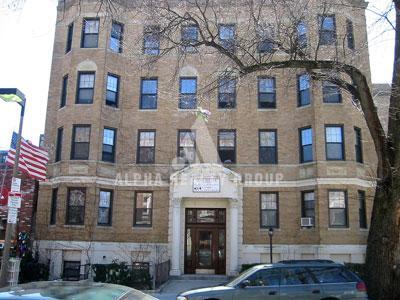 54 Queensberry St