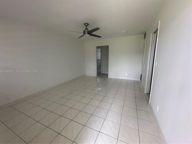 Photo - 1150 Atlantic Shores Blvd Unit 513