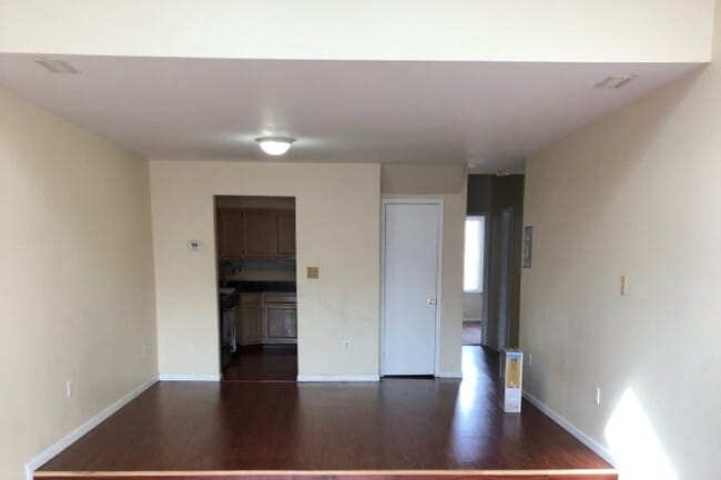 Building Photo - 1205 Jesse Way Unit 1205