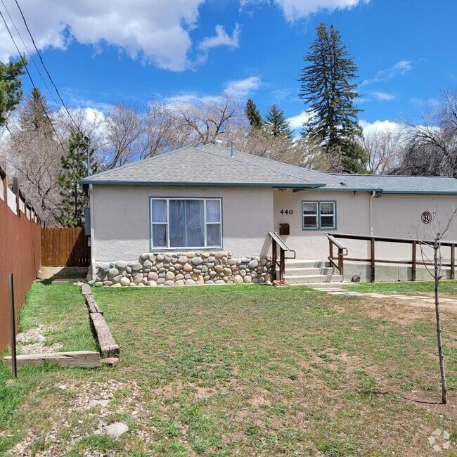 Building Photo - 4 Bedroom Home in Bayfield