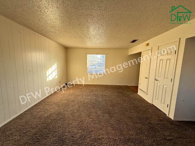 Photo - 1021 Pleasant Valley Ln