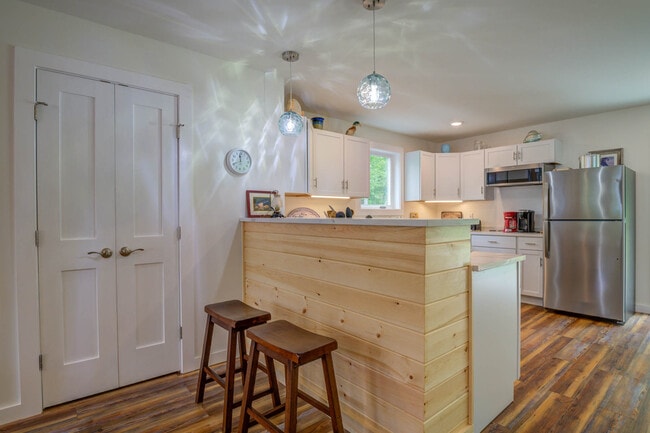 Photo - 1520 Richville Rd