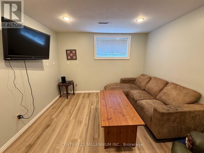 Photo - 79 A Dawson Rd